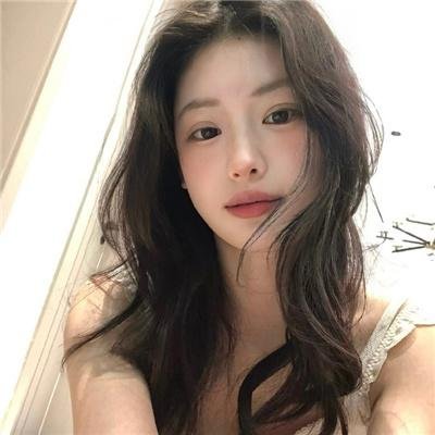 有些女孩这样做